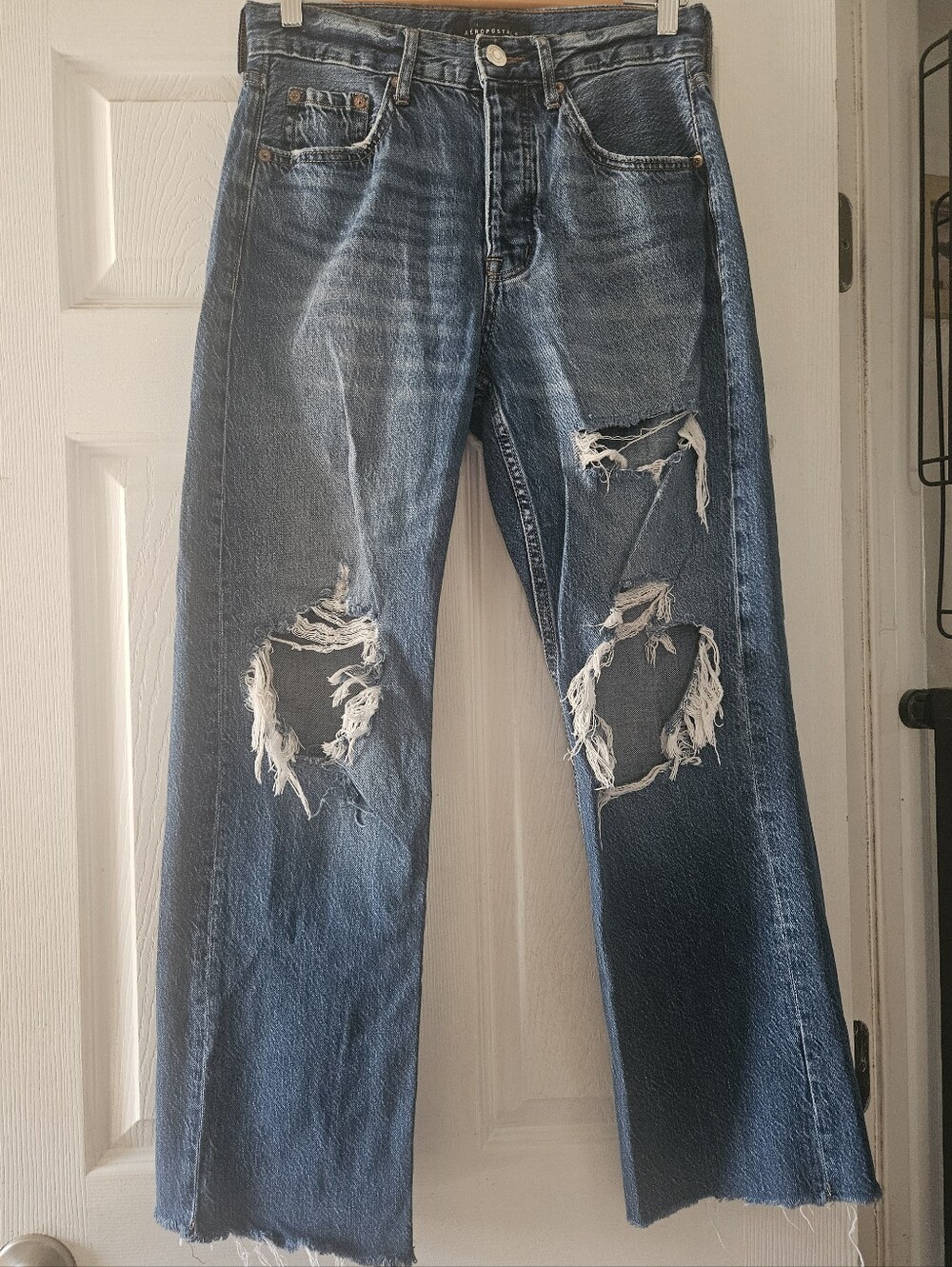 Aeropostale 90s Baggy Women's Distressed Blue Straight Jeans 4